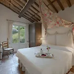 Villa Marlia By Mmega